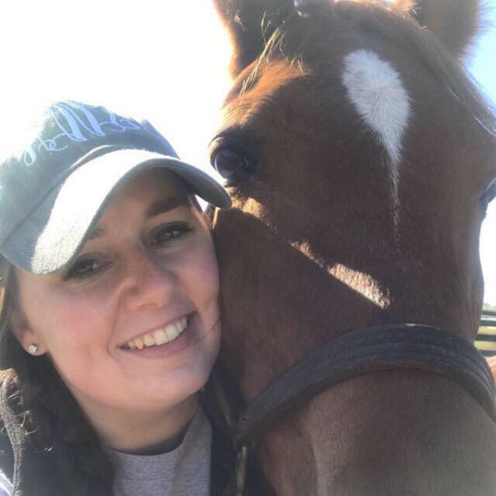 Meet your Posher, Tiffany